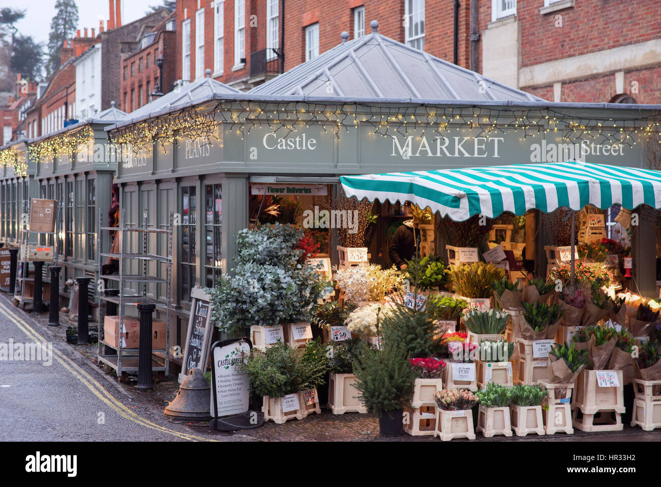 Le bancarelle del mercato in Castle Street, Farnham Foto Stock