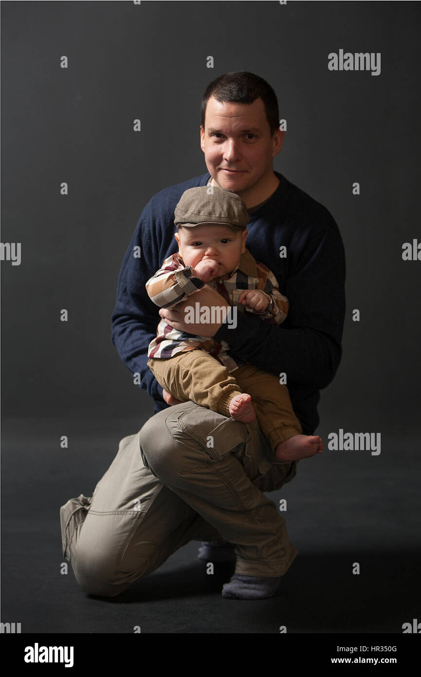 Close up ritratto di baby boy e padre Foto Stock