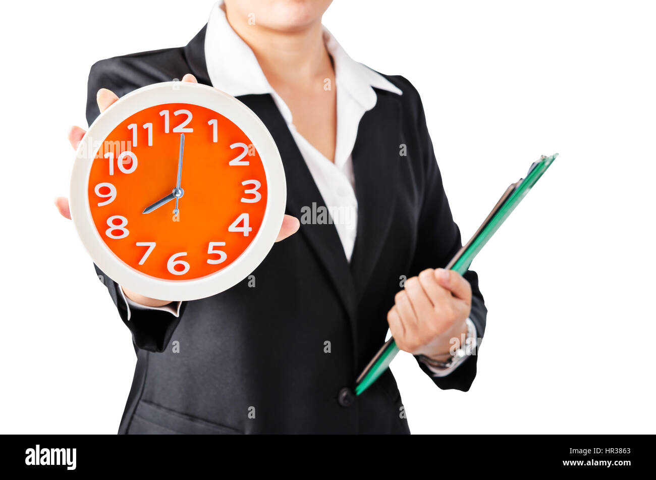Business wooman Mostra orologio con documento di contenimento isolato su sfondo bianco. Foto Stock
