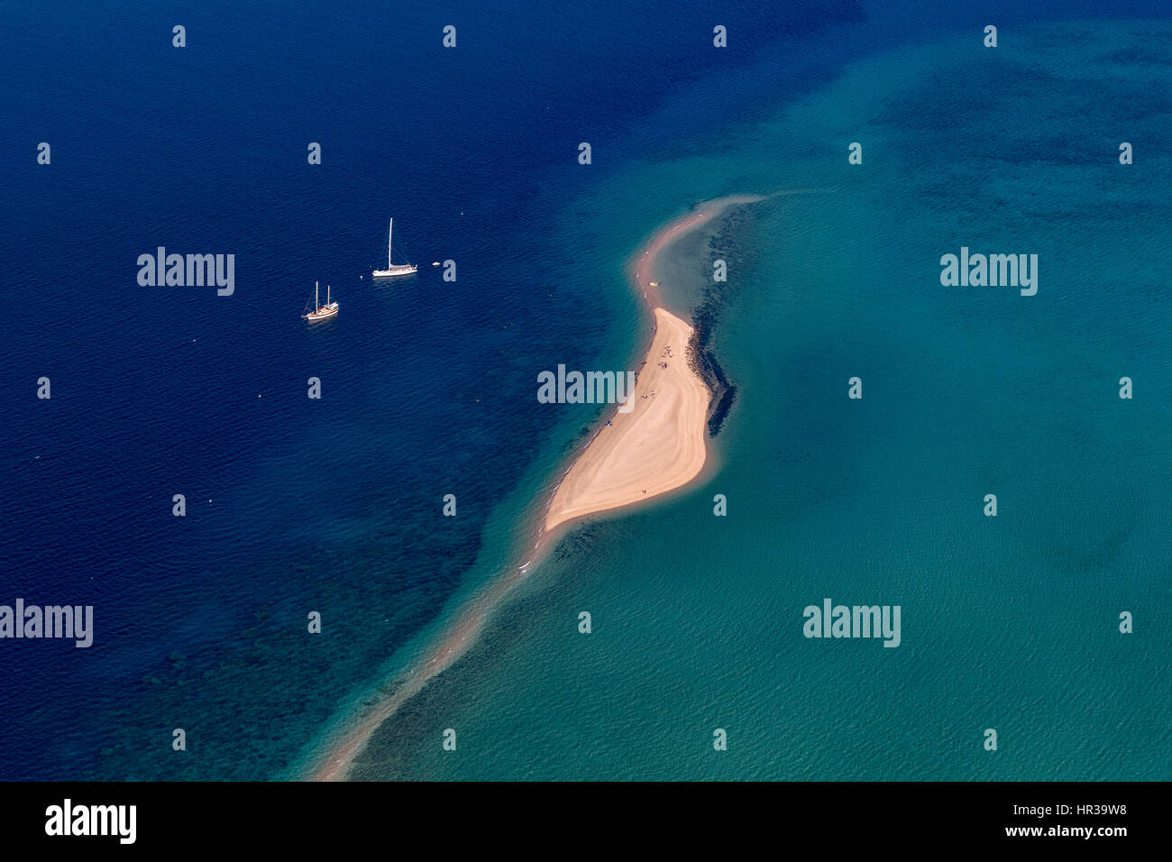 Langford Island e barche a vela, Isole Whitsunday, Queensland, Australia Foto Stock