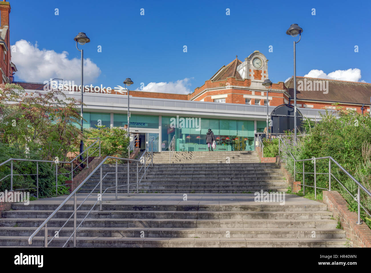 Stazione di Basingstoke esterno Foto Stock