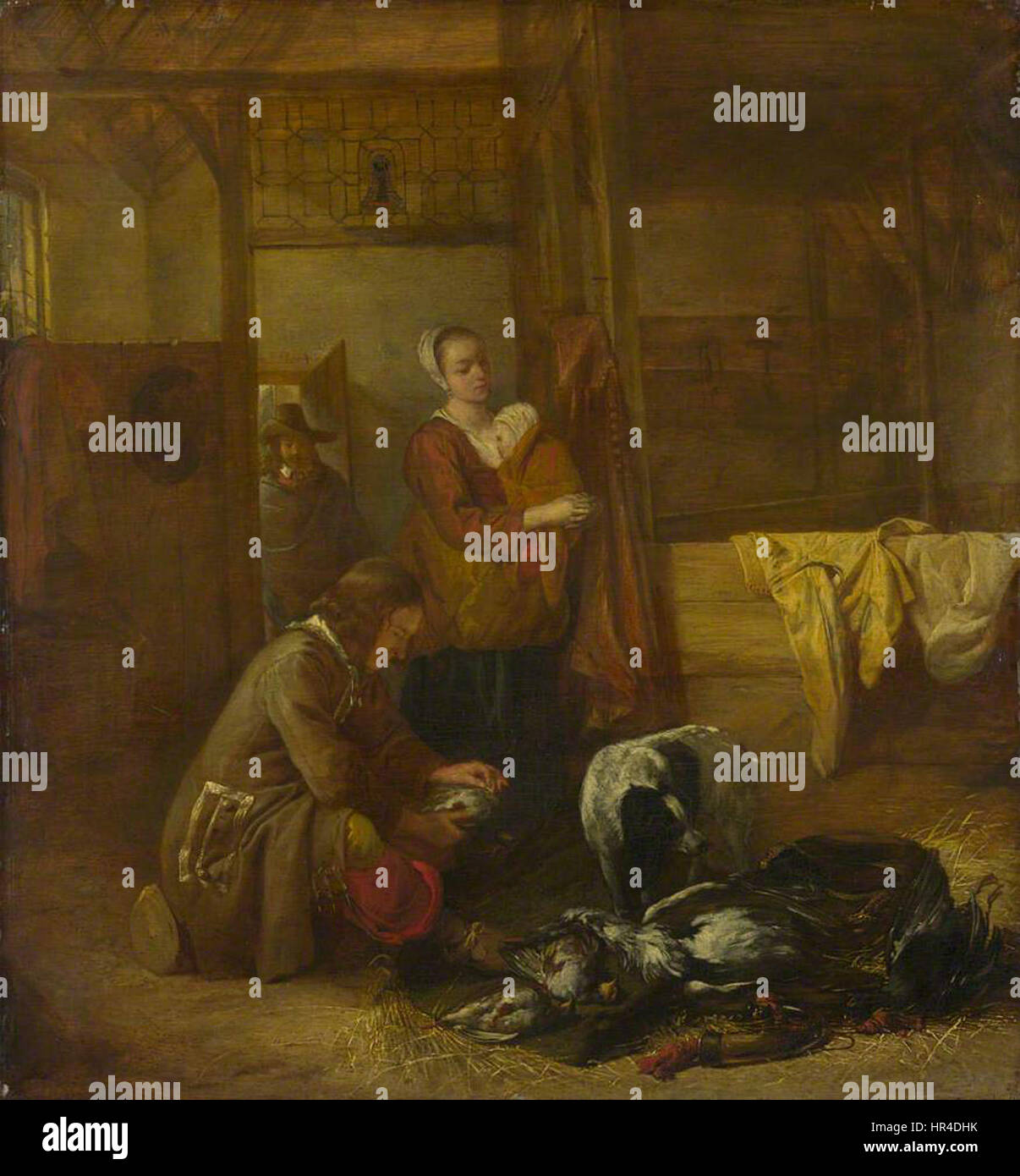 Il dipinto di Pieter de Hooch, che mostra tre figure in una stalla con uccelli morti e un cane, riflette le scene del suo genere. La sovrapittura del XIX secolo altera l'opera originale, cambiando il suo tono mantenendo la sua attenzione sulla vita quotidiana. Foto Stock Il dipinto di Pieter de Hooch, che mostra tre figure in una stalla con uccelli morti e un cane, riflette le scene del suo genere. La sovrapittura del XIX secolo altera l'opera originale, cambiando il suo tono mantenendo la sua attenzione sulla vita quotidiana. Foto Stock