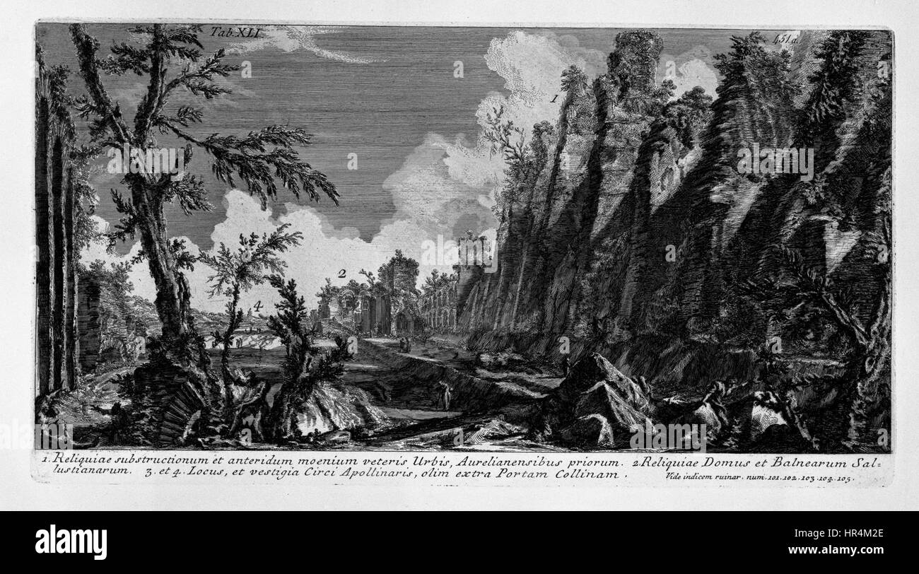L'incisione "10046" di Giovanni Battista Piranesi presenta una grandiosa scena architettonica raffigurante antiche rovine. La maestria della luce e dell'ombra dei Piranesi evidenzia il maestoso decadimento delle strutture storiche. Foto Stock