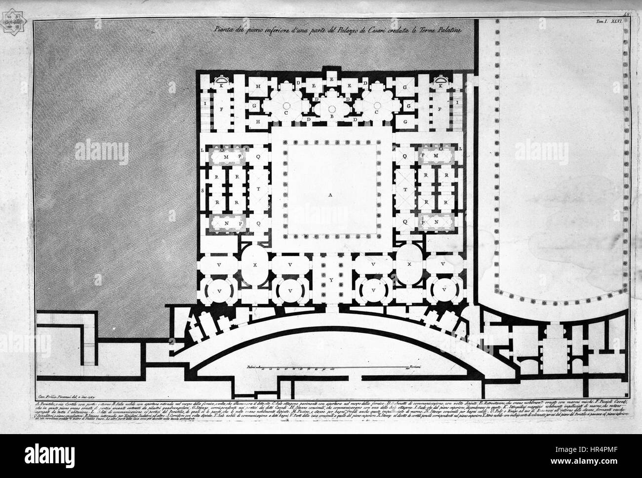 L'opera di Giovanni Battista Piranesi '1078' presenta una drammatica incisione architettonica. Piranesi, un rinomato artista italiano, è noto per le sue intricate raffigurazioni di rovine classiche e architettura fantastica che catturano l'immaginazione con il loro stile dettagliato e grandioso. Foto Stock