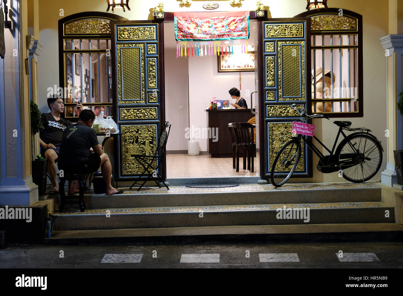 Hotel in Cino-portoghese stile architettonico, la Città Vecchia, la città di Phuket, Phuket, Tailandia Foto Stock