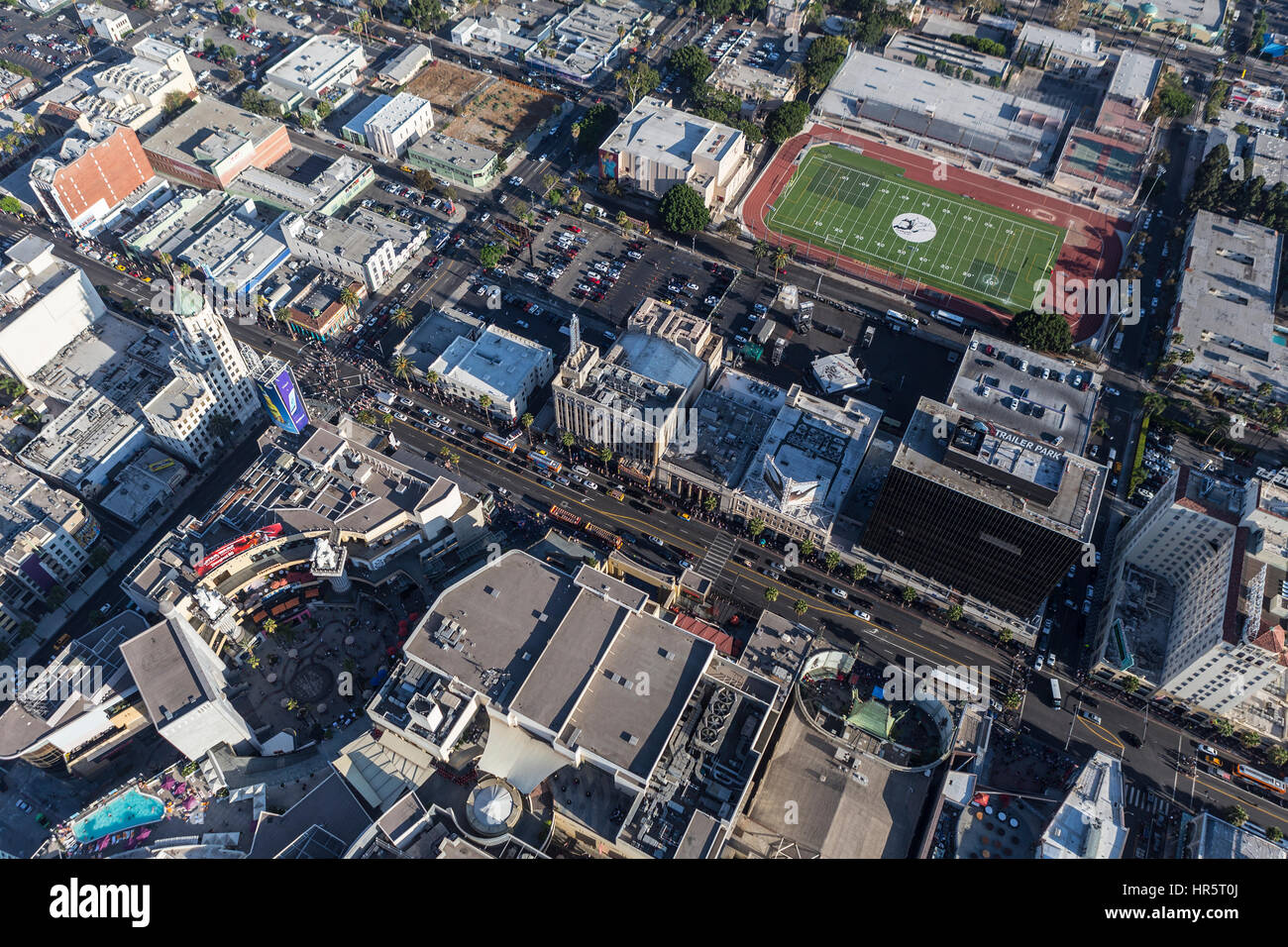 Los Angeles, California, Stati Uniti d'America - 6 Agosto 2016: Pomeriggio Vista aerea di Hollywood Blvd e Highland Av in Hollywood, la California. Foto Stock