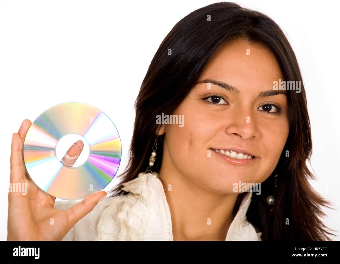 Business donna trattenere dati su un CD ROM - isolato su uno sfondo bianco Foto Stock