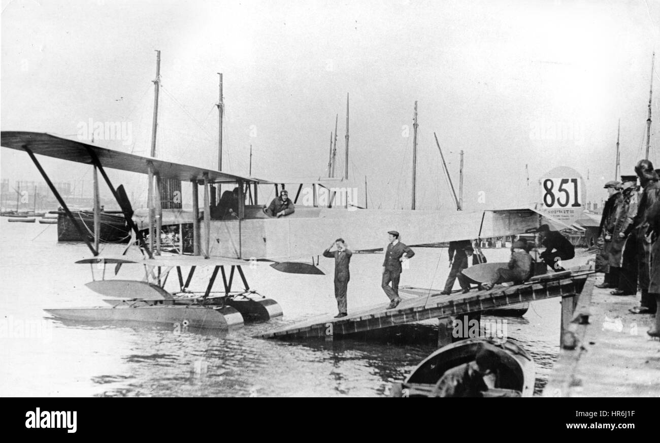 Sopwith sperimentale float plane 851 test è volato sul 1 Nov 1914. Il primo tipo 860 aeromobili, si è schiantato poco dopo il decollo, uccidendo l'osservatore Foto Stock