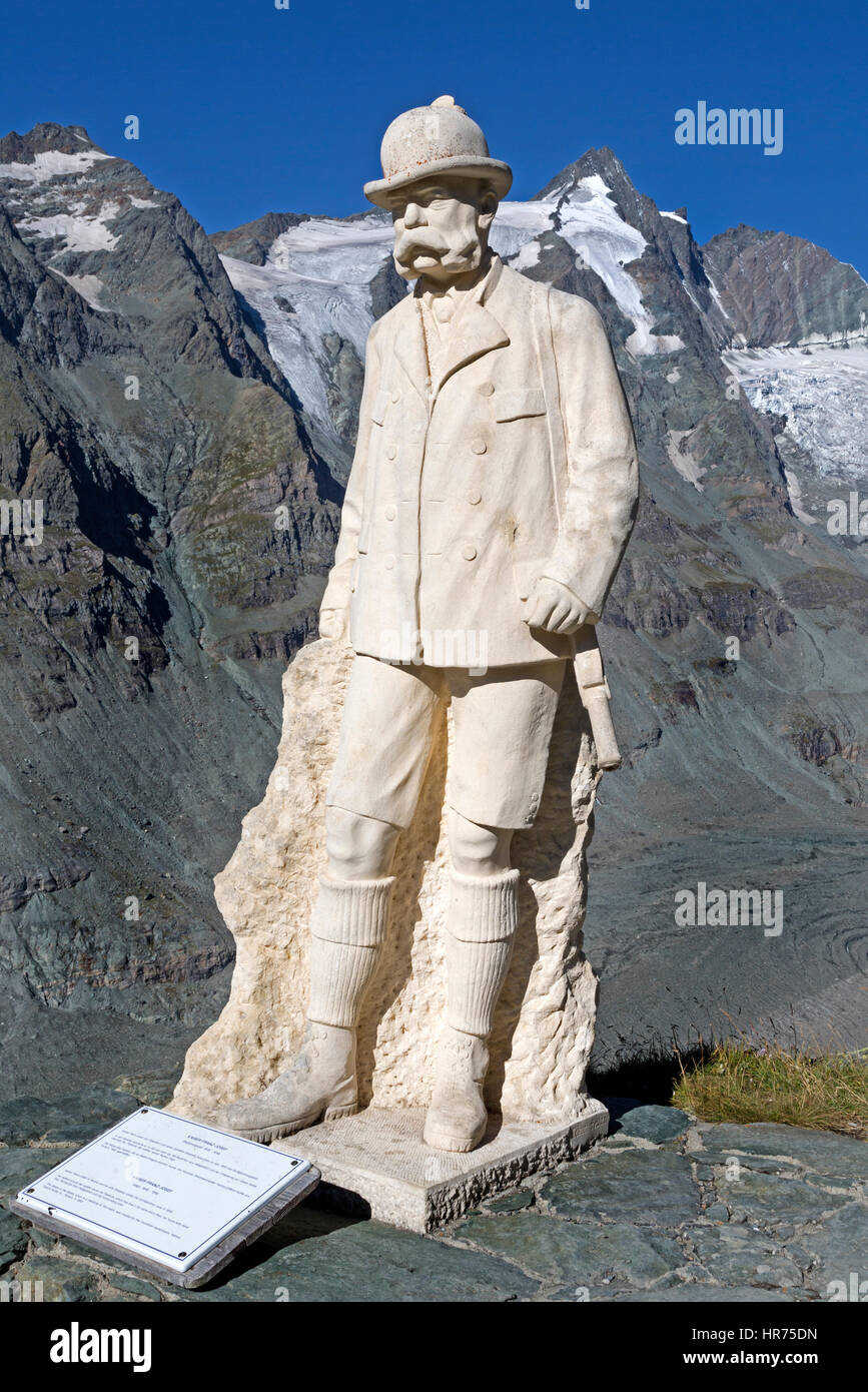 Kaiser-Franz-Josefs-monumento Kaiser-Franz-Josefs-Height, Großglockner, Nationalpark Hohe Tauern, Carinzia, Austria, Europa Foto Stock