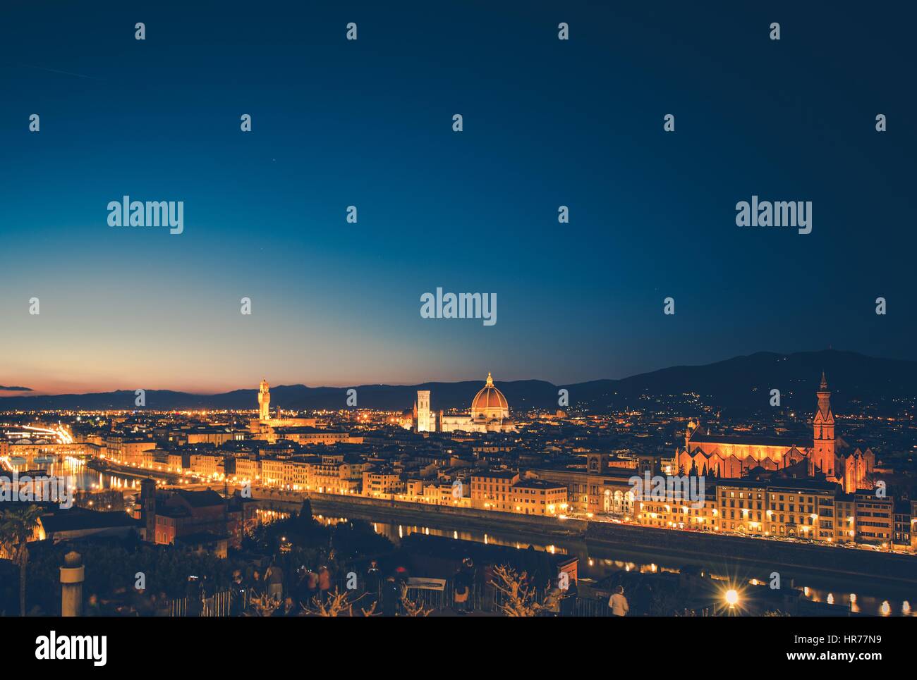 La città di Firenze durante il crepuscolo. Il cuore della Regione Toscana nel Nord Italia. Il Duomo di Firenze la cupola del Brunelleschi. Foto Stock