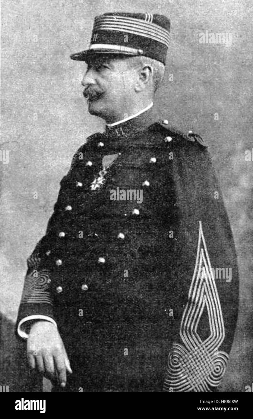 Mardochee Georges Valabregue è stato un artista francese noto per il suo lavoro nel XIX secolo. La sua arte si concentrava spesso su paesaggi e scene di genere, raffigurando vari aspetti della vita quotidiana con attenzione al colore e alla composizione. I pezzi di Valabregue riflettono lo stile romantico del tempo, con particolare attenzione alla figura umana in un ambiente naturale. Foto Stock