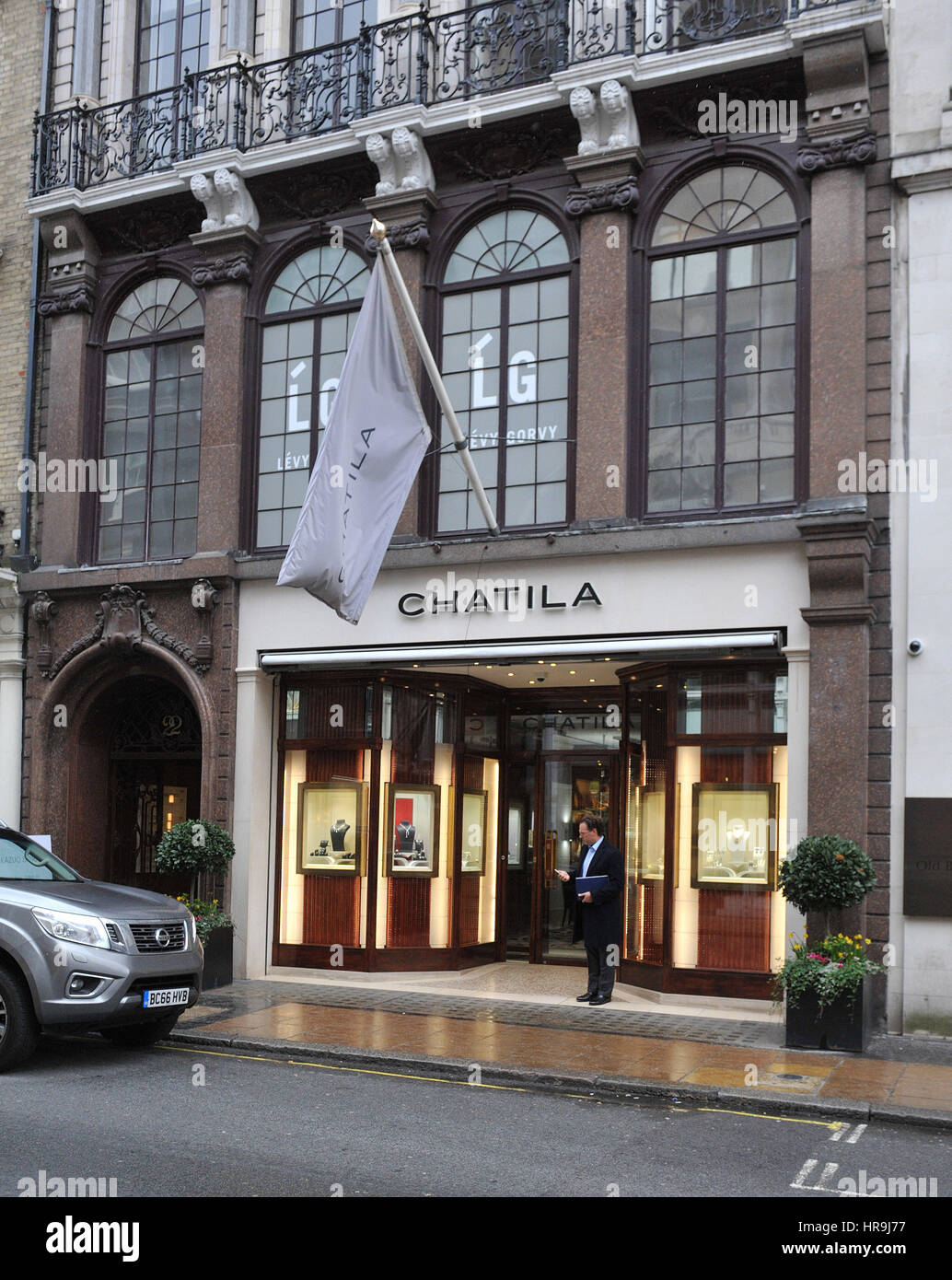 Vista generale di Chatila gioiellieri in Old Bond Street, nel centro di Londra come Hatton Garden raiders, Terry Perkins, 68, e Daniel Jones, 59, che sono stati descritti come 'Premier League criminali', sono presunto per essere rotto in gioielleria il fine settimana di agosto delle vacanze in banca nel 2010. Foto Stock
