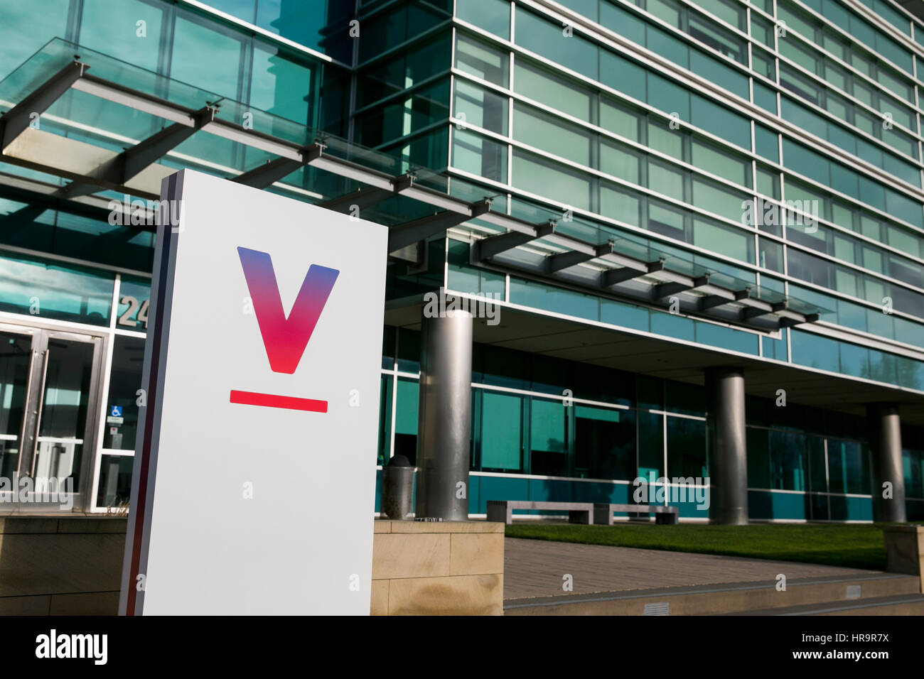 Un logo segno al di fuori della sede della verità delle scienze della vita nel Sud di San Francisco, in California, il 18 febbraio 2017. Foto Stock