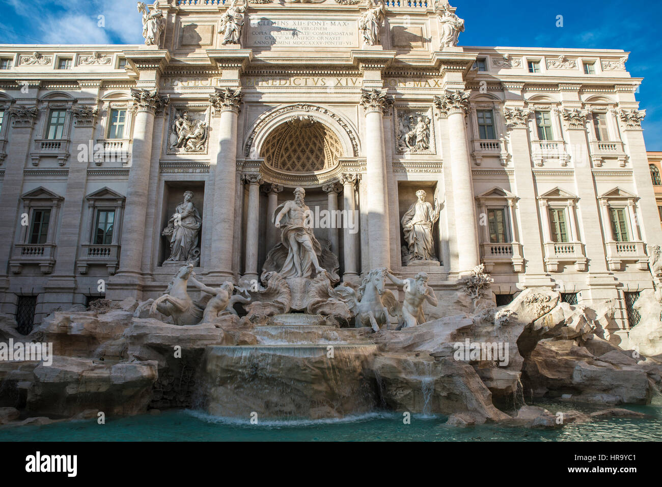 Vista sulla Fontana di Trevi a Roma, Italia Foto Stock