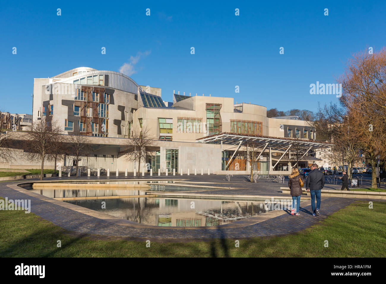 L'edificio del Parlamento scozzese a Holyrood, Edimburgo progettato dall'architetto spagnolo Enric Miralles Foto Stock