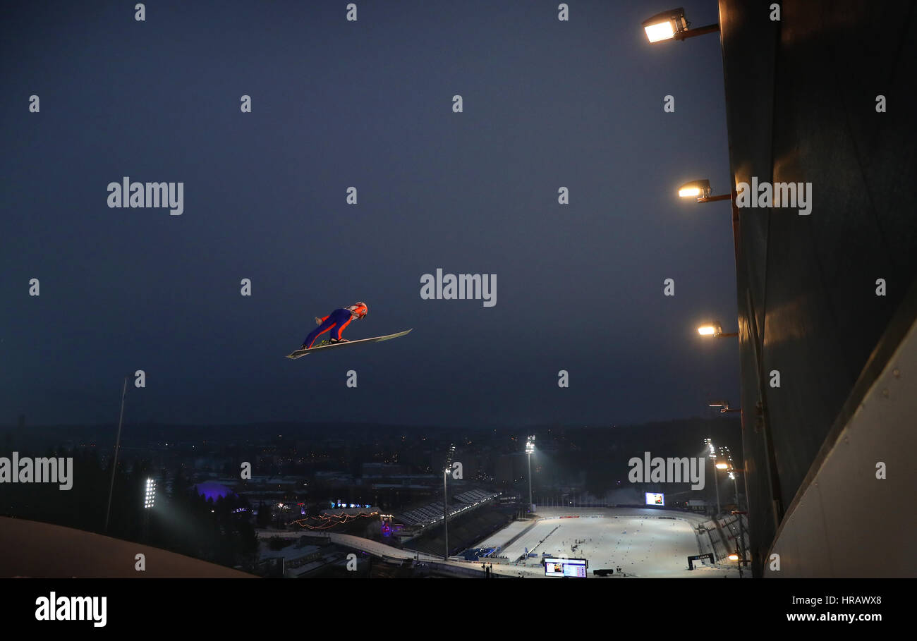 Lahti, Finlandia. 28 Feb, 2017. Atleta austriaco Stefan Kraft in azione presso i Campionati del Mondo di Sci Nordico a Lahti, in Finlandia, 28 febbraio 2017. Foto: Karl-Josef Hildenbrand/dpa/Alamy Live News Foto Stock