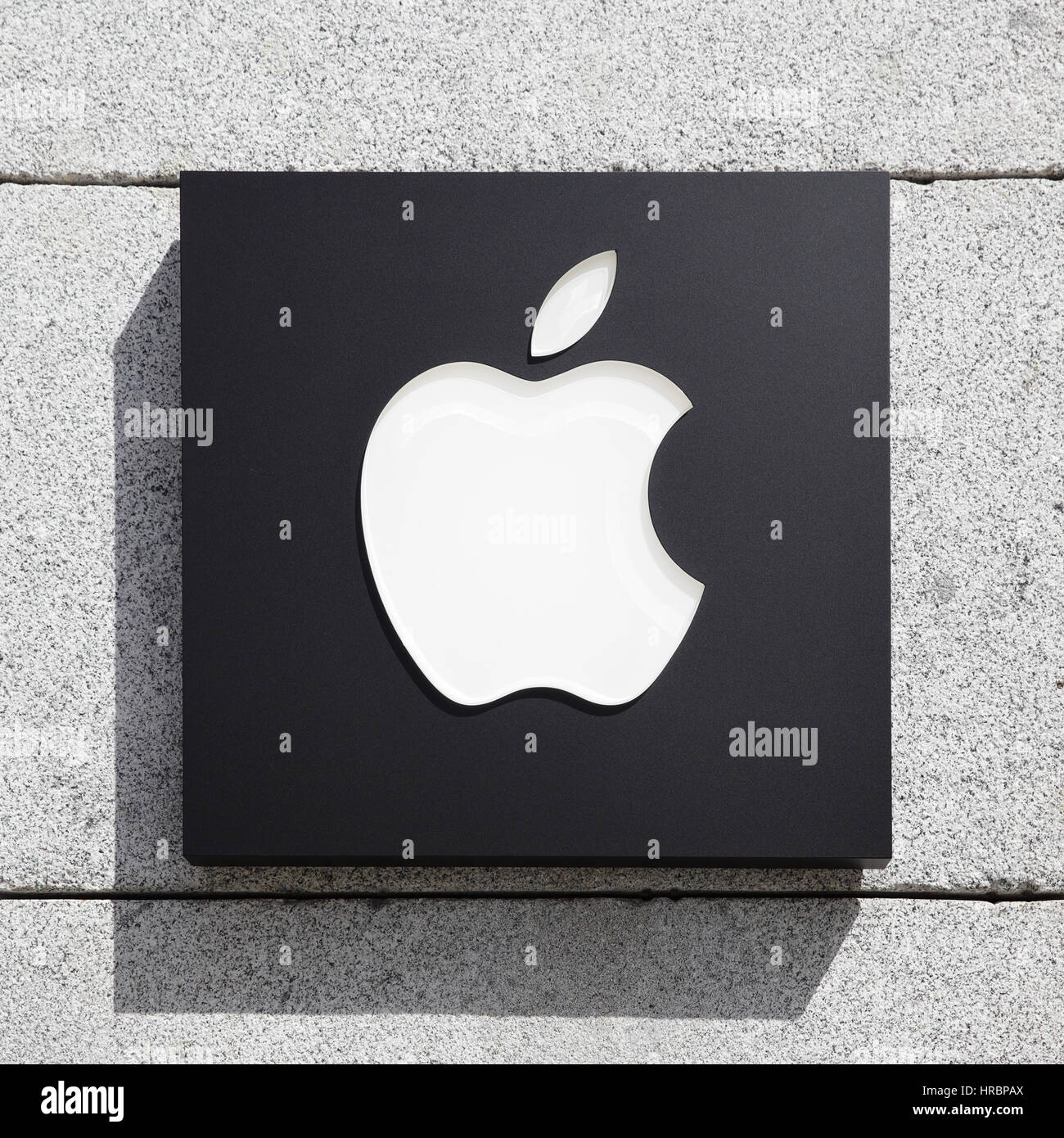 MADRID, Spagna - 06 Settembre 2016: Segno di Apple su Apple store in Madrid Foto Stock
