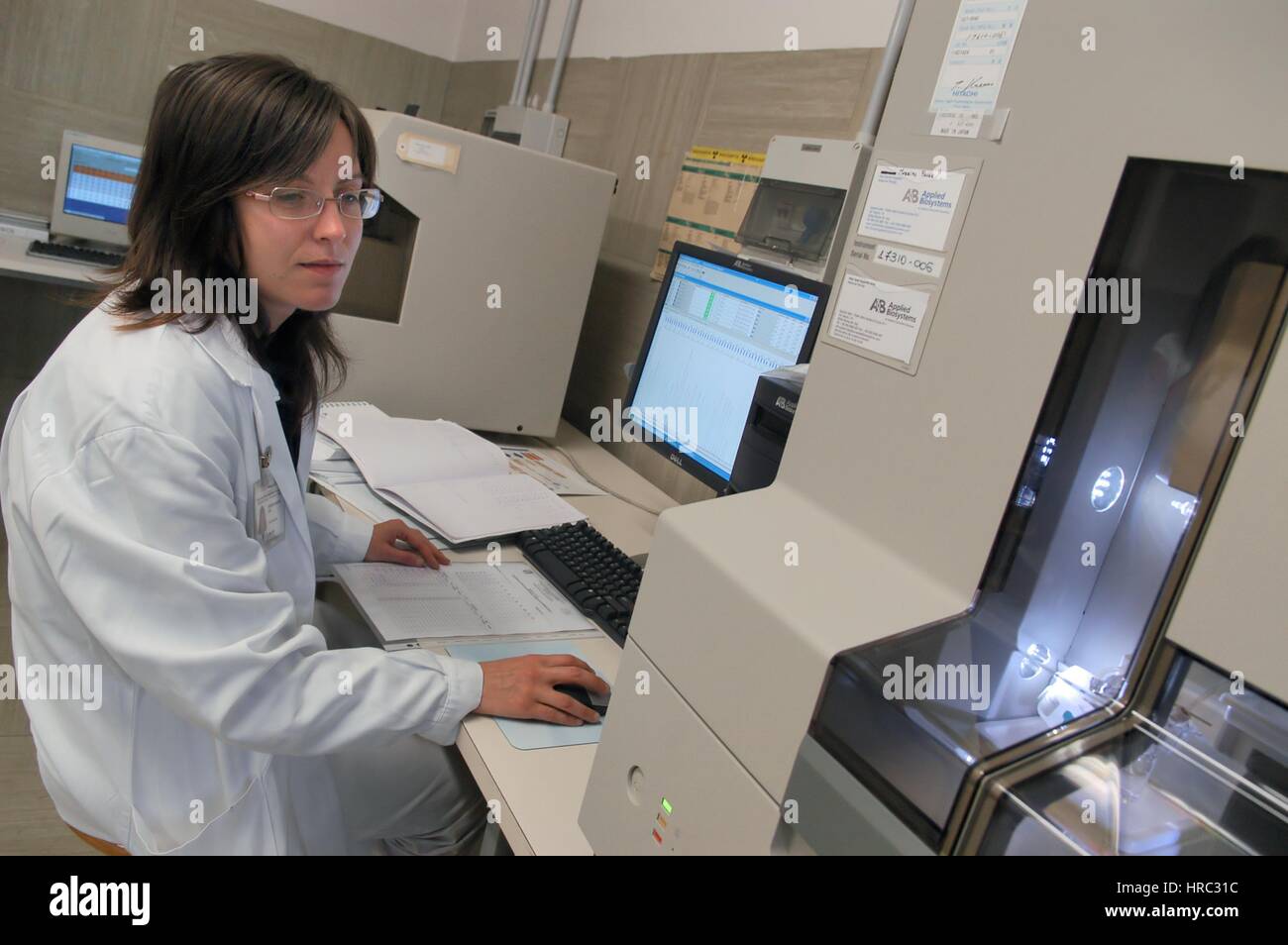 Zooprophyilactic istituto per la Lombardia e l'Emilia (talia), la ricerca scientifica sull'influenza aviaria Foto Stock