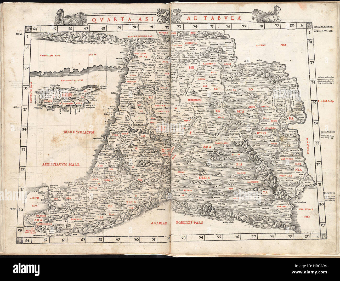 *Quarta Asie Tabula Continets di Tolomeo* è una mappa del 1511 basata sulle opere geografiche di Tolomeo del II secolo. Questa mappa storica offre una rappresentazione dell'Asia secondo la conoscenza antica, con caratteristiche geografiche e luoghi segnati in stile classico. Foto Stock