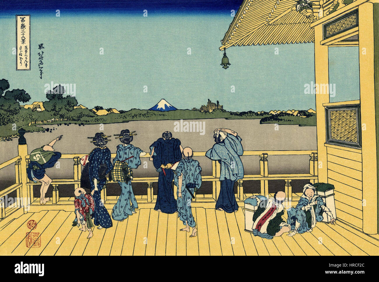 La sala Sazai, situata in Giappone, è famosa per la sua rappresentazione delle 500 statue Rakan. Queste statue rappresentano i primi discepoli buddisti e il design della sala riflette i tradizionali stili architettonici giapponesi. Foto Stock