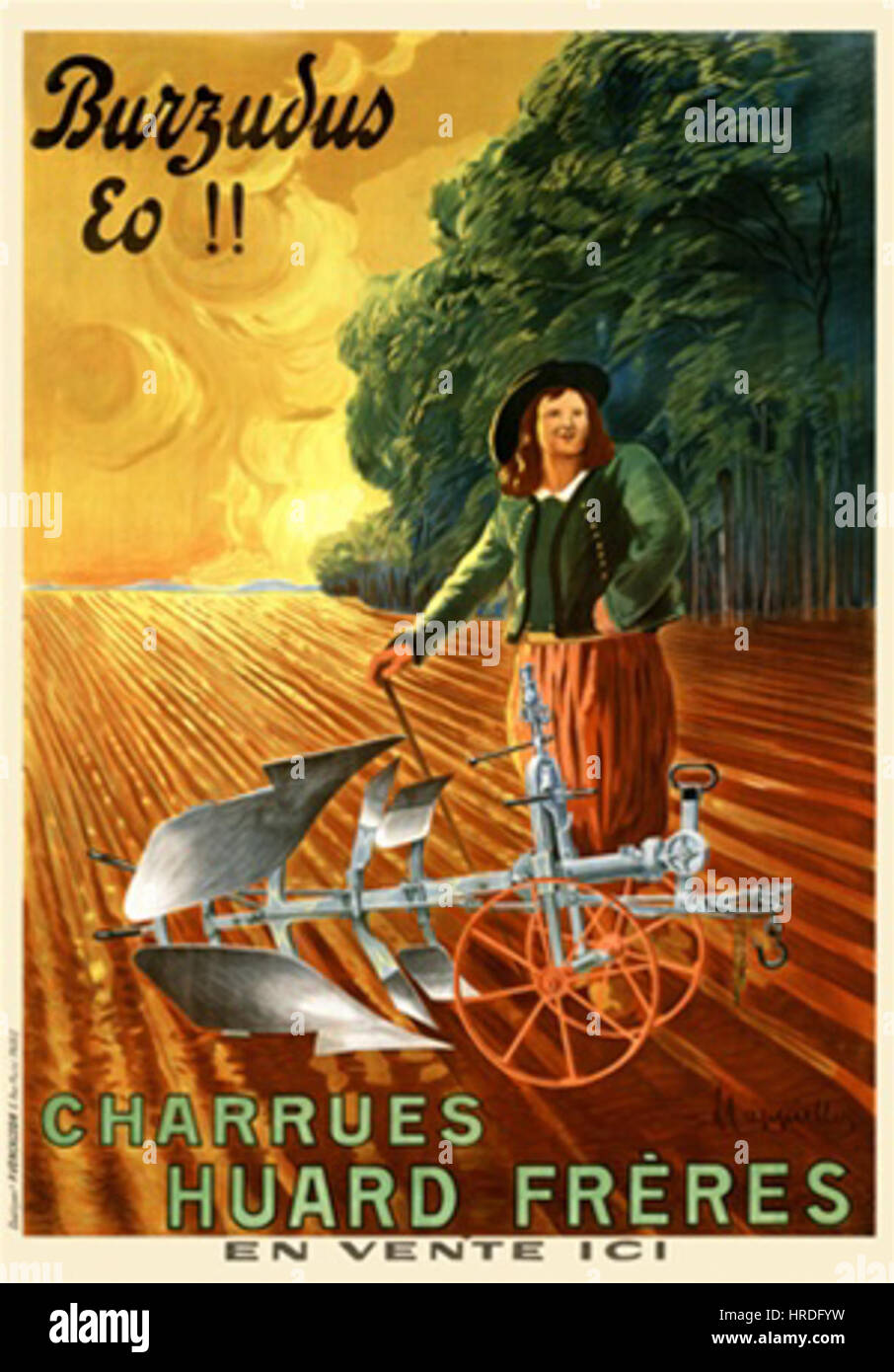 "Affiche Charrue Huard" è un poster francese d'epoca che mostra una scena di aratura di una fattoria. Il design vivace e l'audace tipografia catturano l'essenza della vita rurale e del lavoro agricolo nella Francia dei primi anni del XX secolo. Foto Stock