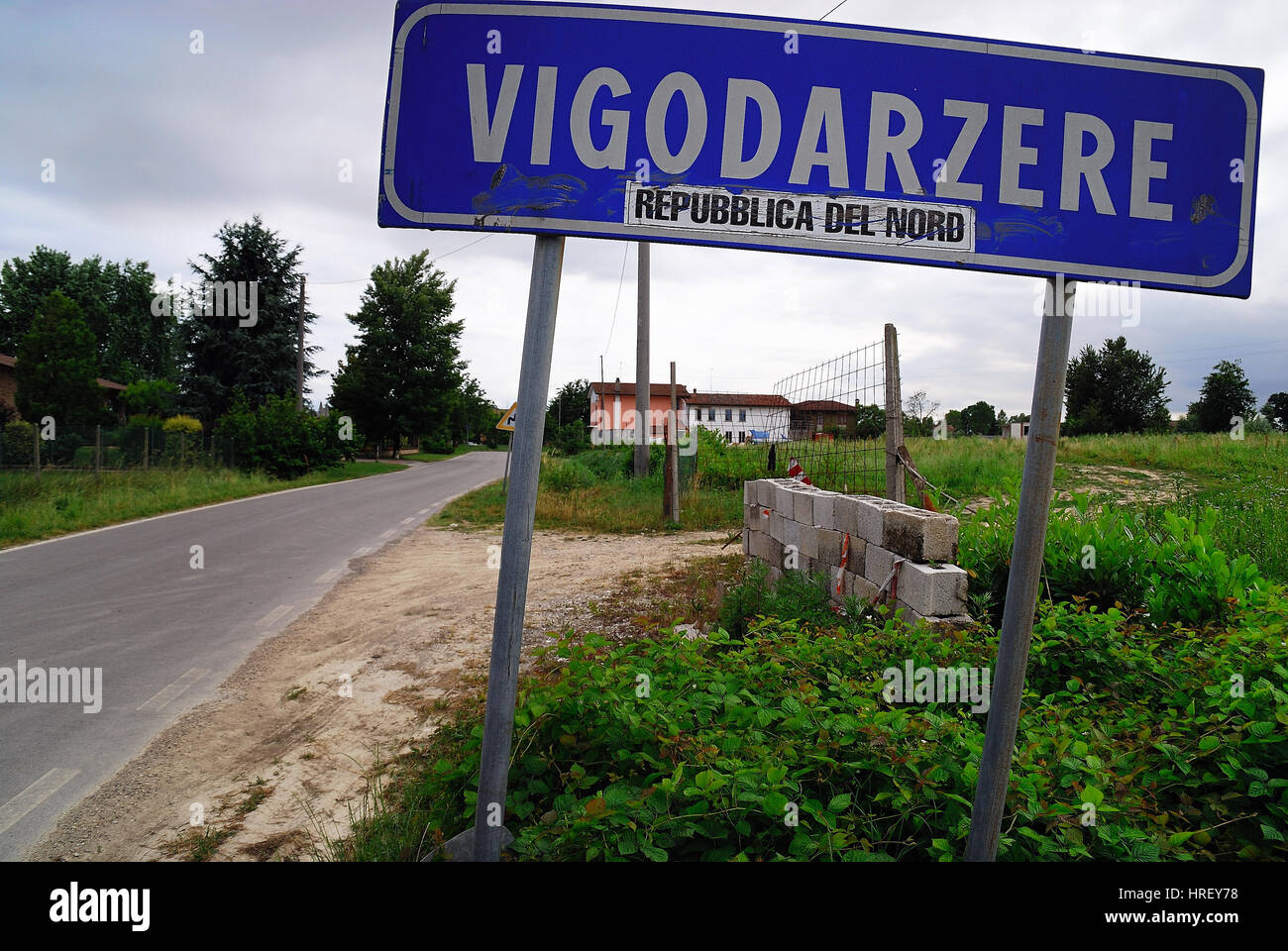 Campagna Veneta, scritti Inneggiando alla secessione del Veneto dalla Repubblica italiana. Foto Stock
