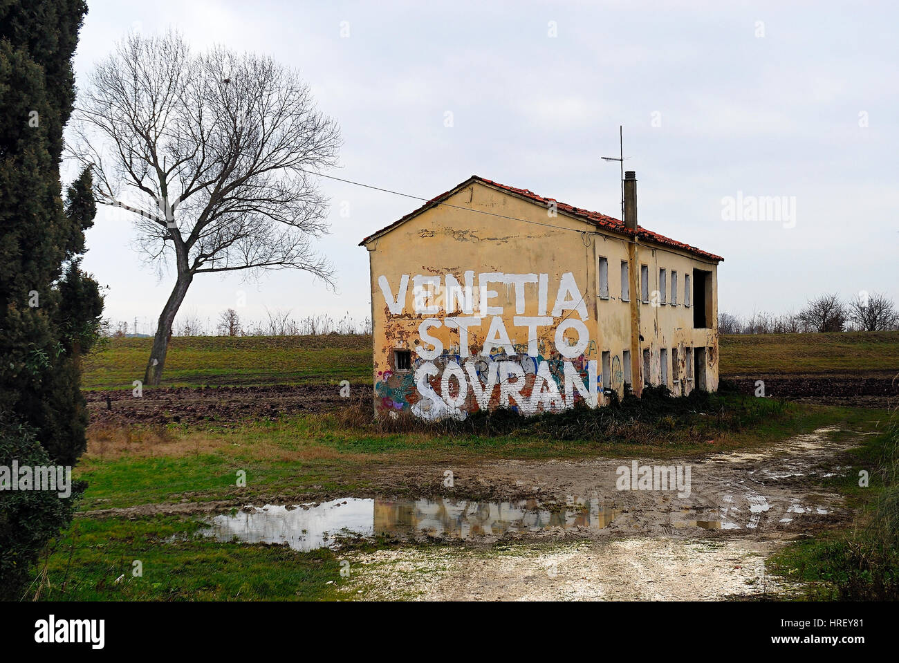 Campagna Veneta, scritti Inneggiando alla secessione del Veneto dalla Repubblica italiana. Foto Stock