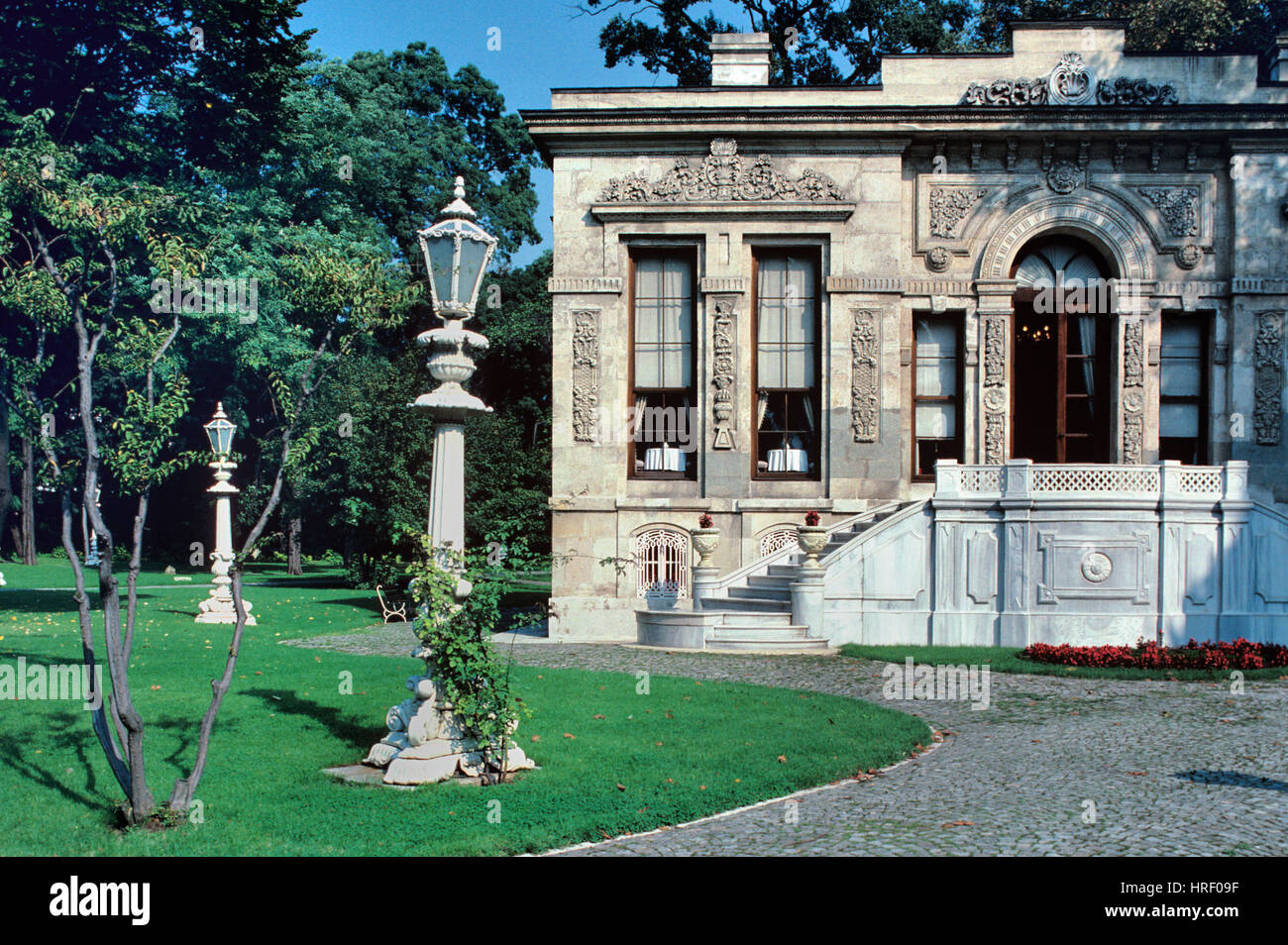 Baroque-Style Ihlamur Pavilion (1848-55) o giardino chiosco, parte dell'estate Ihlamur Palace costruito dall'architetto Nigogayos a Besiktas Istanbul Turchia Foto Stock