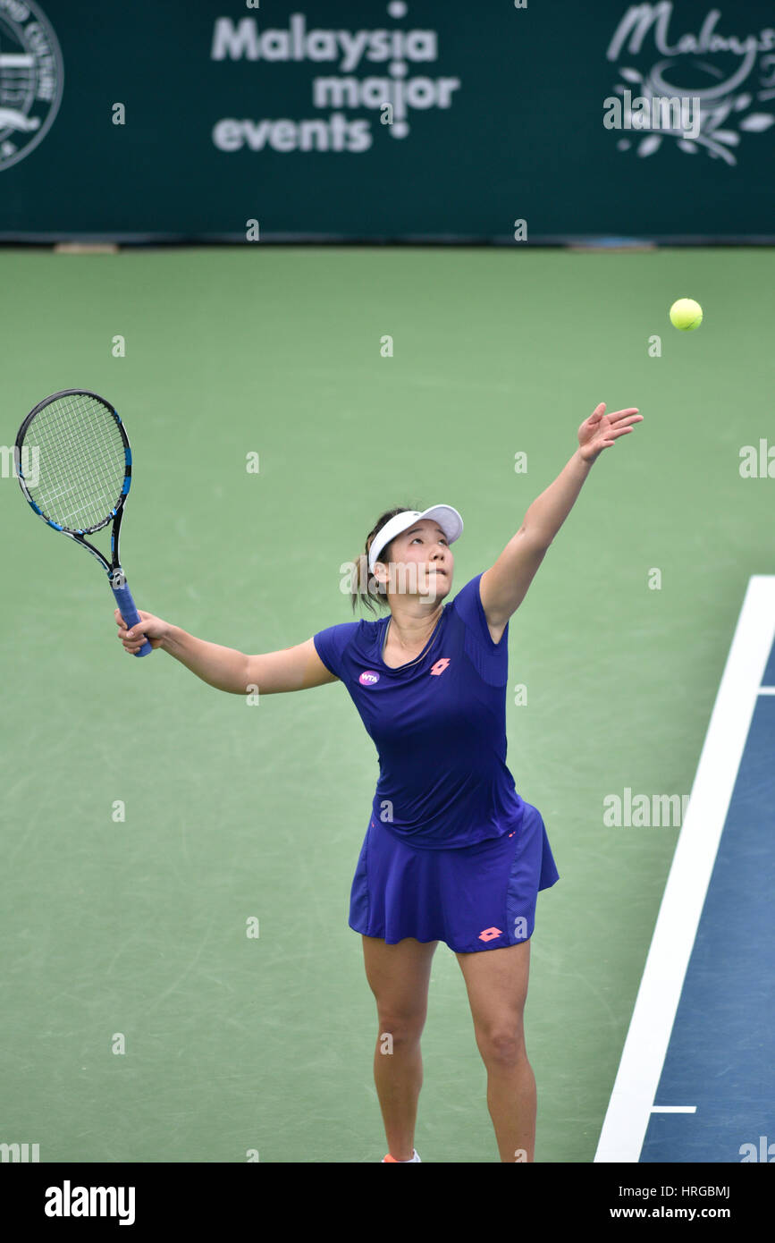 Kuala Lumpur, Malesia. 1 Marzo, 2017. Kai Zhang Lin della Cina in azione durante il WTA ALYA Malaysian Open 2017 a TPC Kuala Lumpur in Malesia il 1 marzo, 2017 Credit: Ali Mufti/Alamy Live News Foto Stock