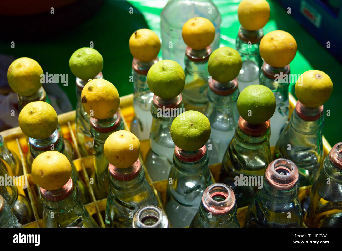 Bancarella vendendo soda al limone Foto Stock