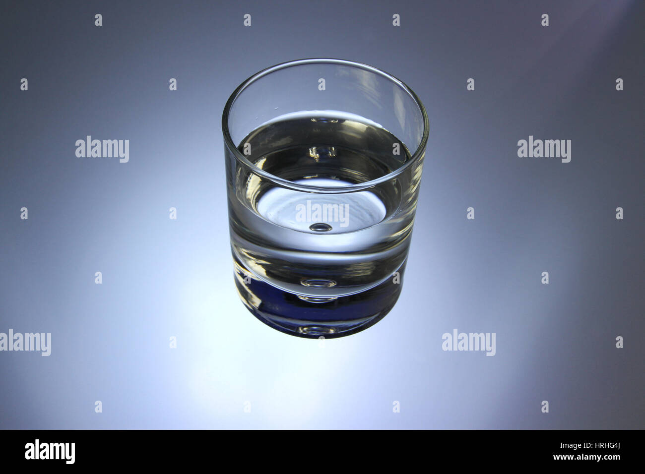 Bicchiere d'acqua Foto Stock Bicchiere d'acqua Foto Stock