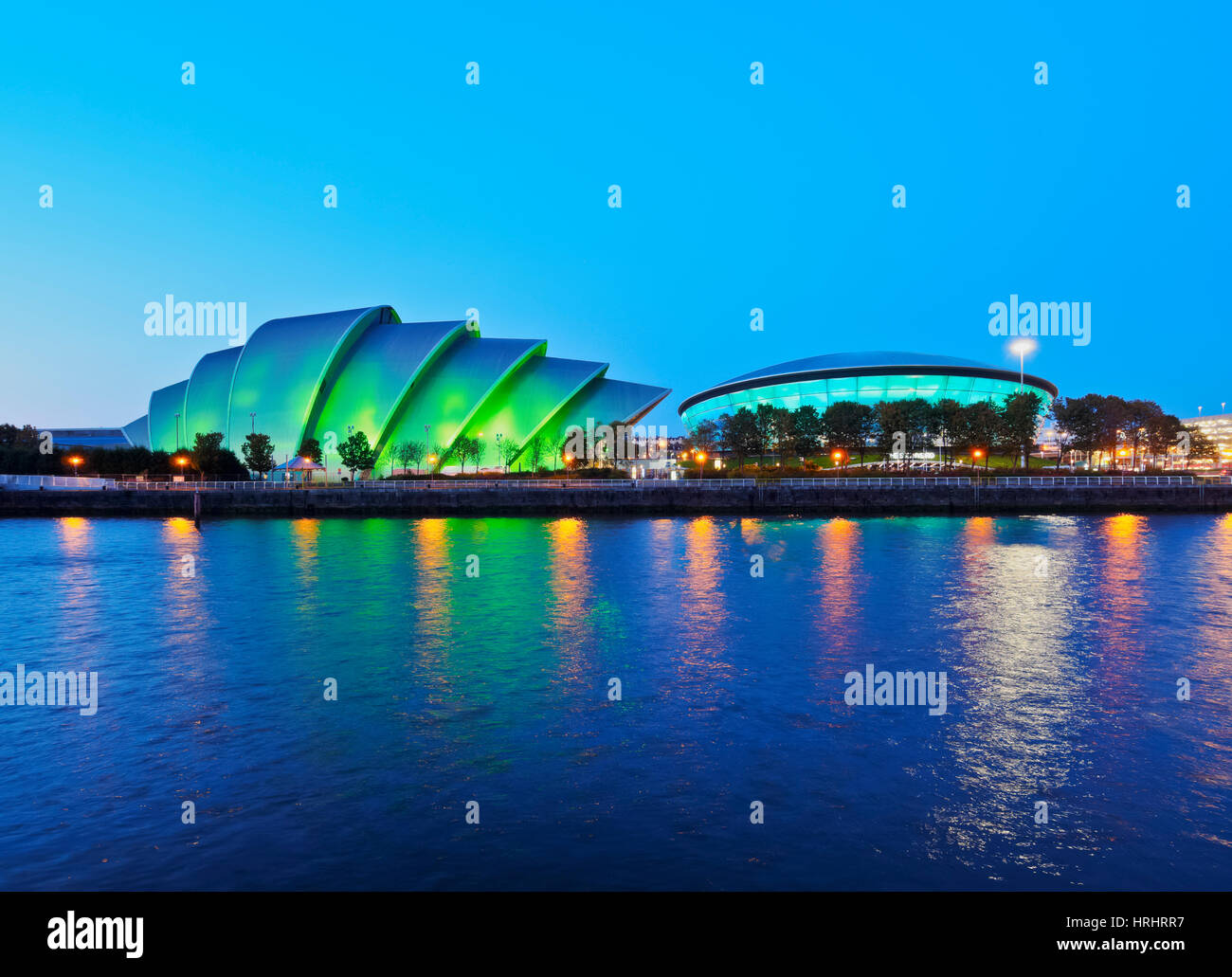 Twilight vista del Clyde Auditorium e la Hydro, Glasgow, Scotland, Regno Unito Foto Stock