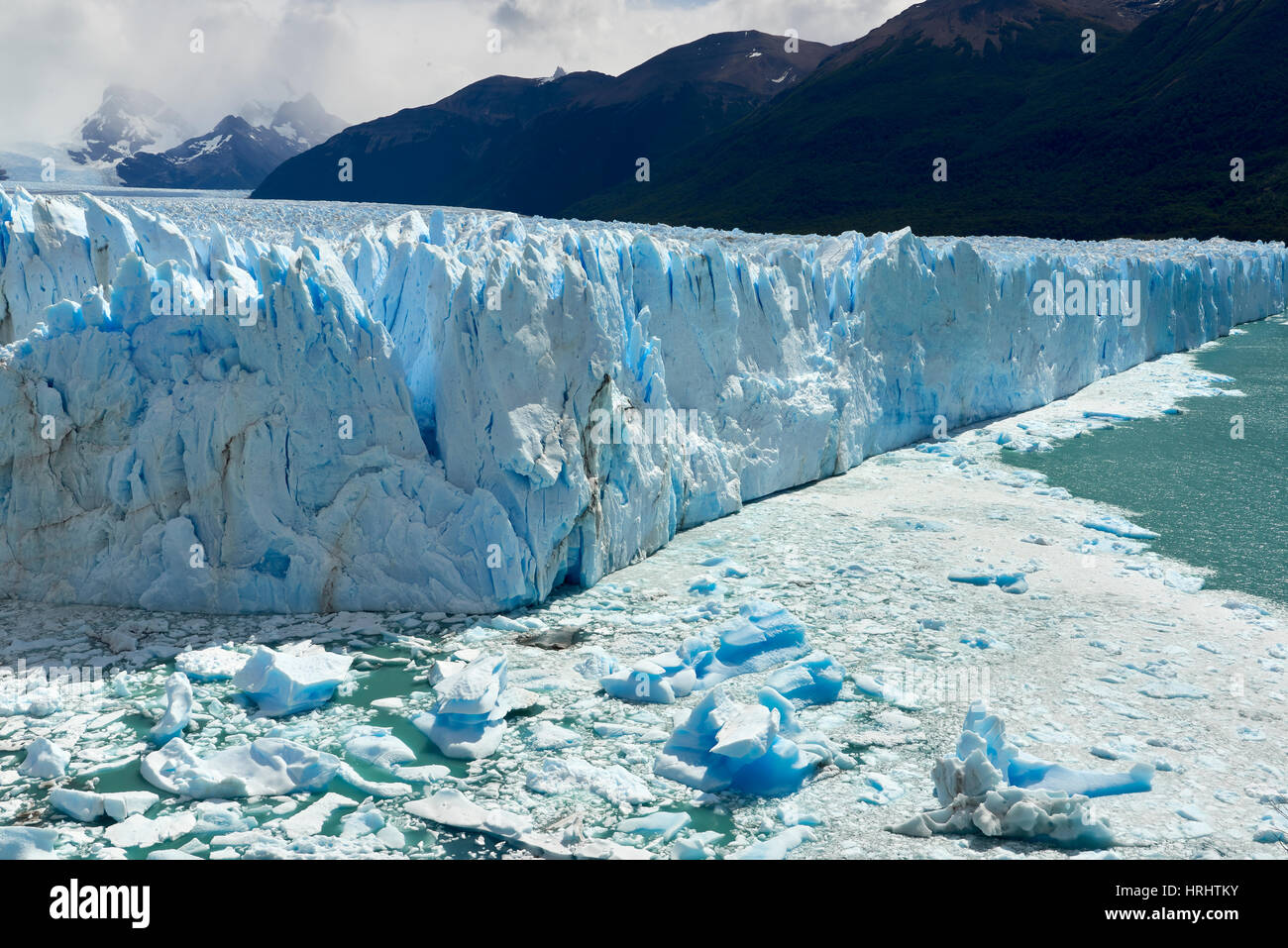 Dettaglio del Ghiacciaio Perito Moreno nel parco nazionale Los Glaciares, UNESCO, Patagonia, Argentina Foto Stock