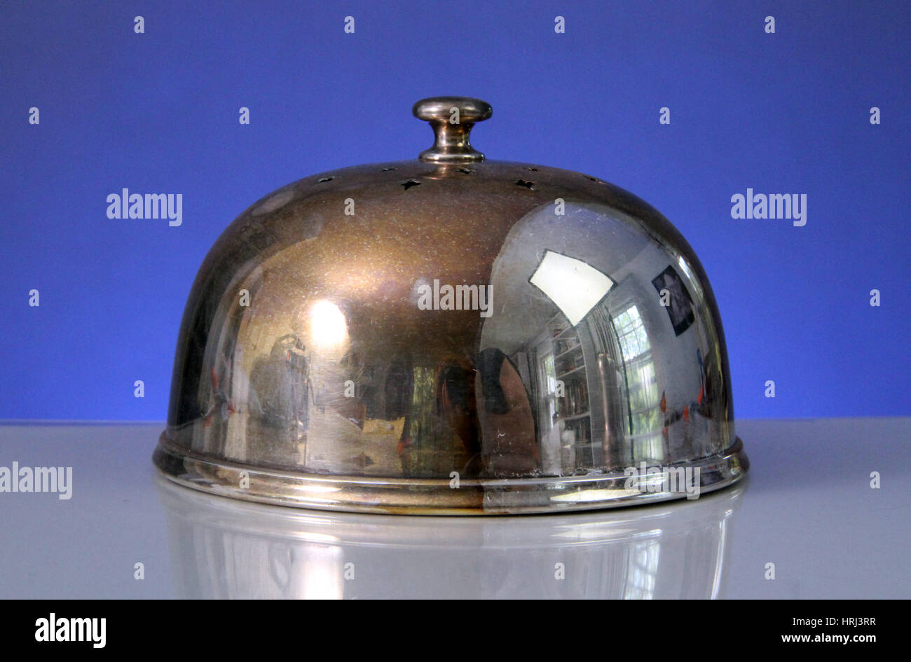 Opacizzato argento cupola torta Foto Stock