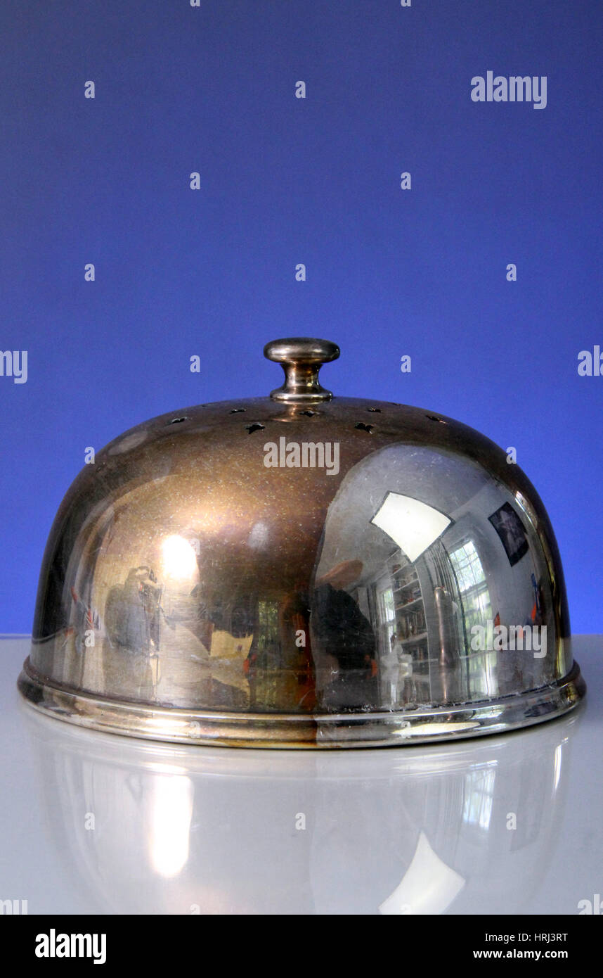 Opacizzato argento cupola torta Foto Stock