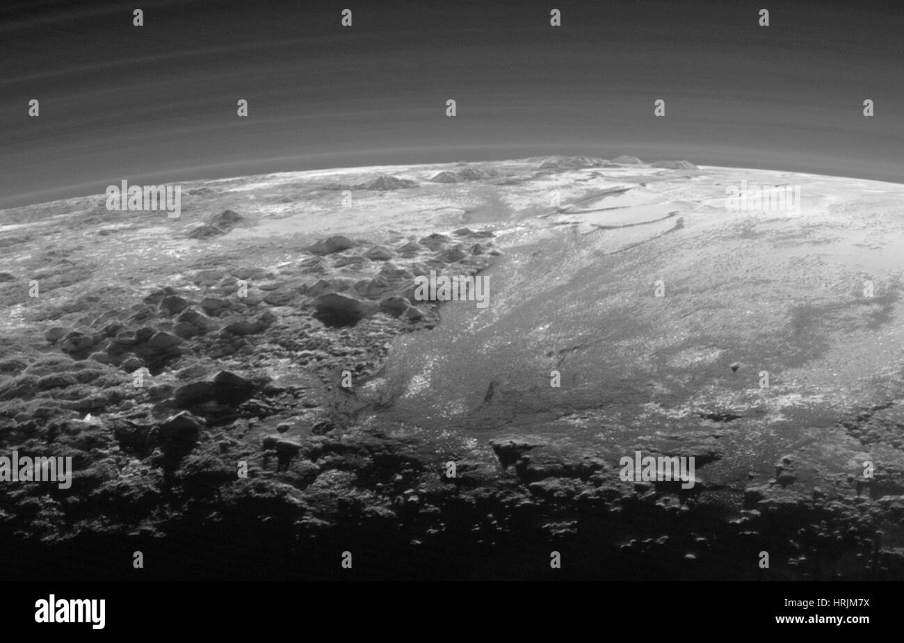 Plutone gelide montagne e pianure Foto Stock