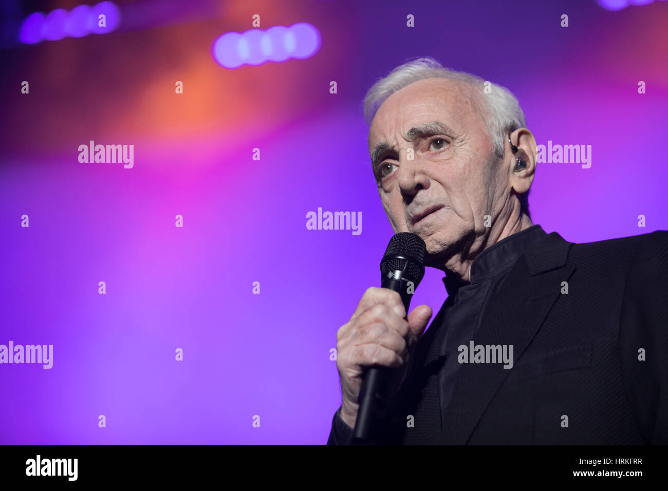 Concerto della cantante francese Charles Aznavour a MEO Arena, Lisbona, Portogallo. Foto Stock