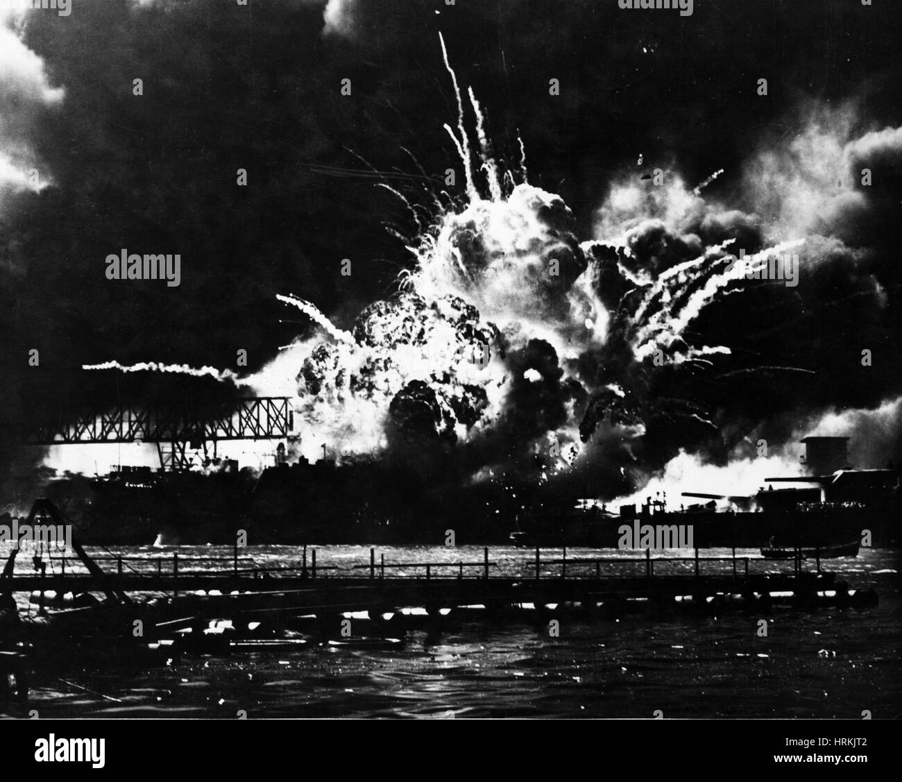 USS Shaw, Pearl Harbor, 7 Dicembre 1941 Foto Stock