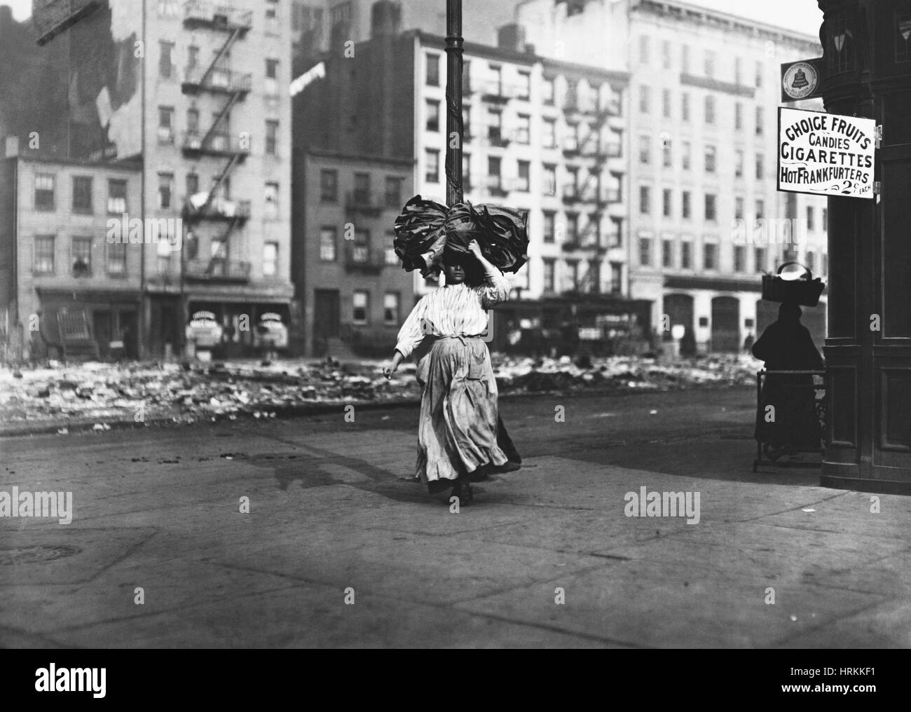 Madre italiana, Lower East Side, NYC Foto Stock