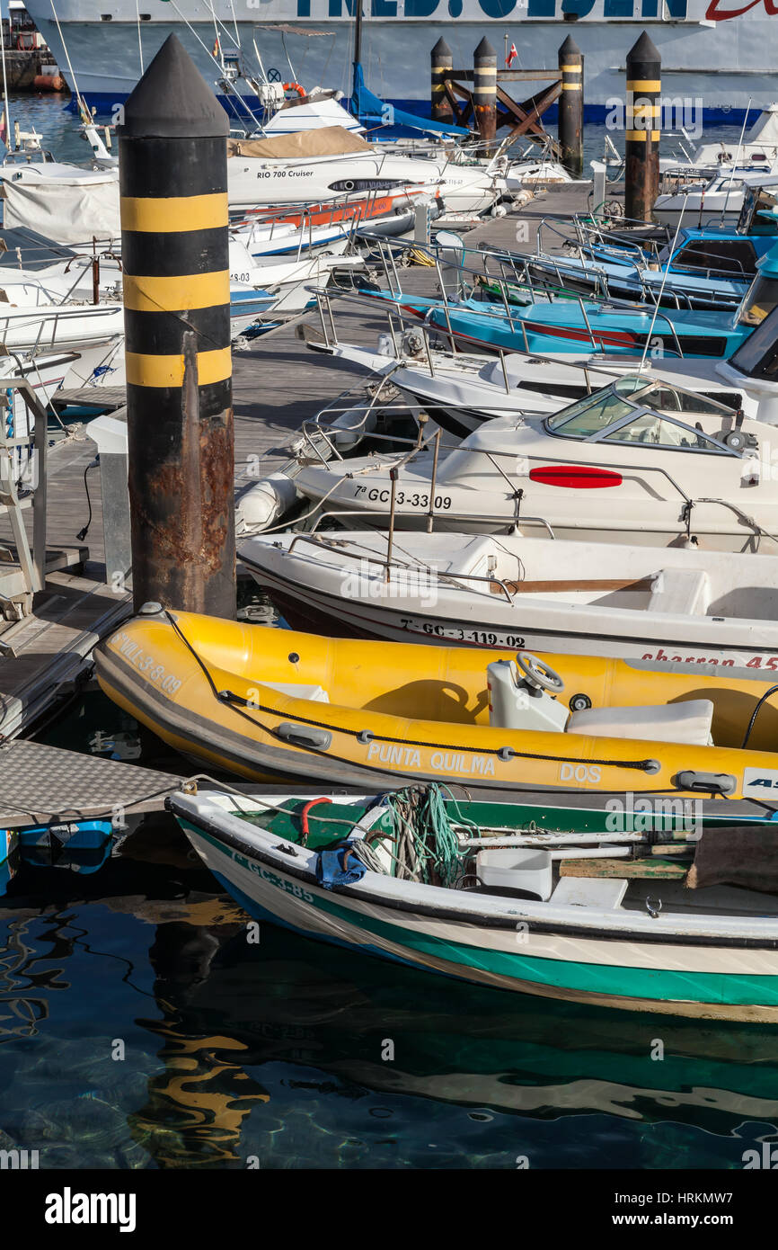 Immagine di barche in Costa Blanca, Lanzarote, Isole Canarie, Spagna Foto Stock