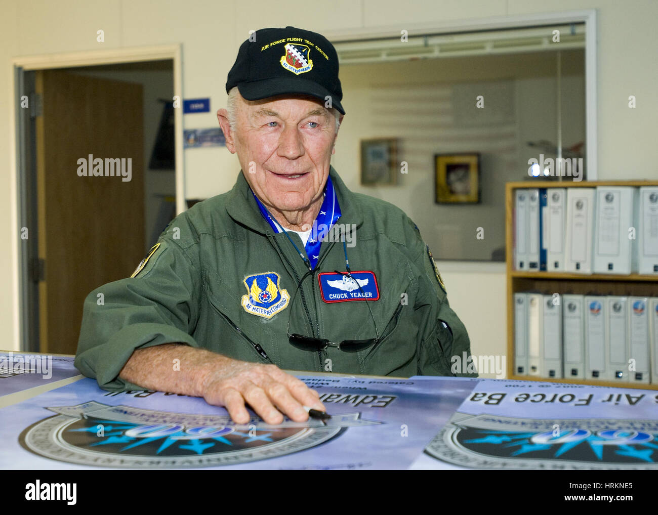 Chuck Yeager Foto Stock