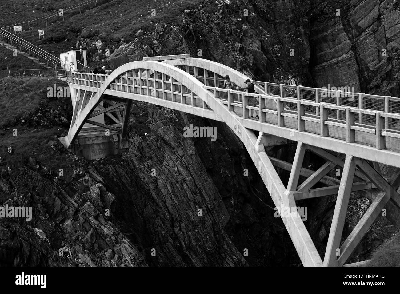 Mizen Head, Irlanda - costa atlantica scogliere a Mizen Head, County Cork, Irlanda Foto Stock