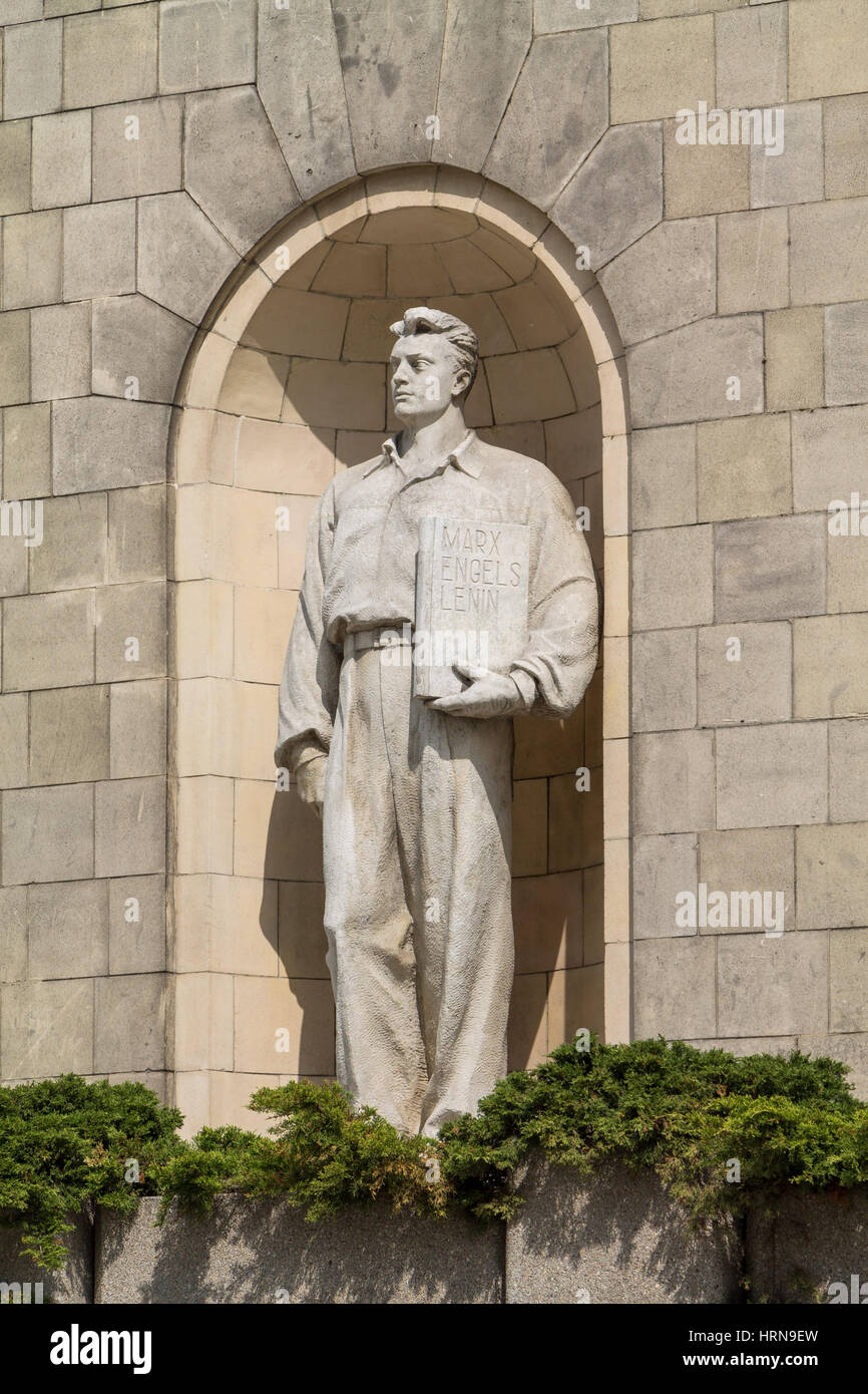 Il Palazzo della Cultura e della scienza a Varsavia, un esempio di architettura stalinista Foto Stock