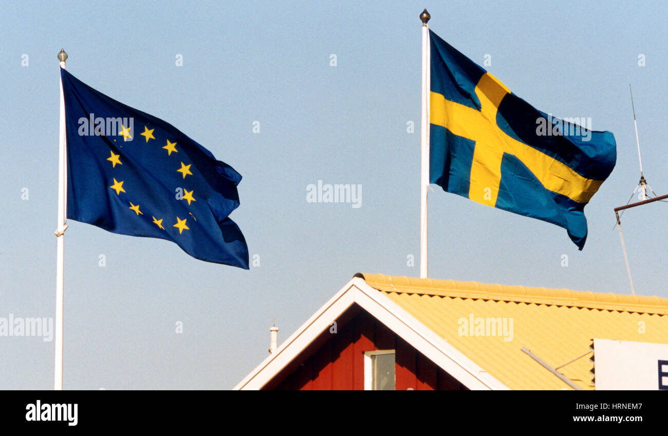 Le bandiere della Svezia e UE Foto Stock