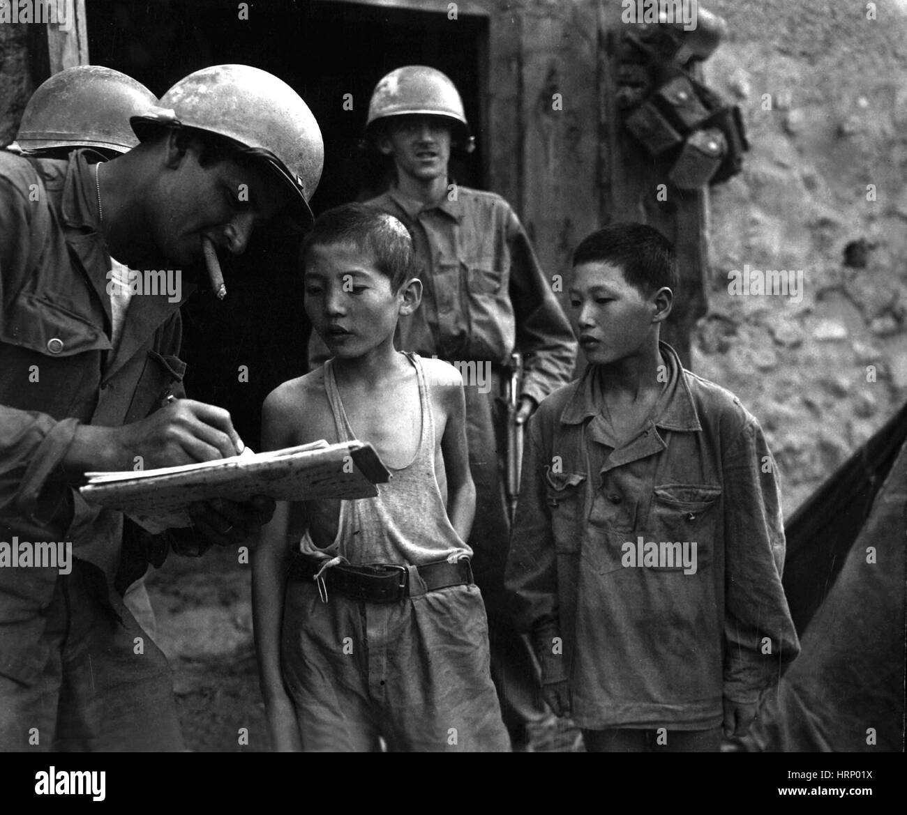 Guerra di Corea, soldati catturati, 1950 Foto Stock