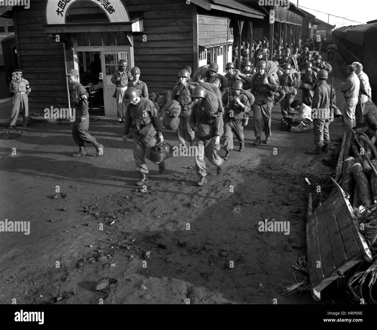 Guerra di Corea, U.S. Forze di Terra di arrivare, 1950 Foto Stock