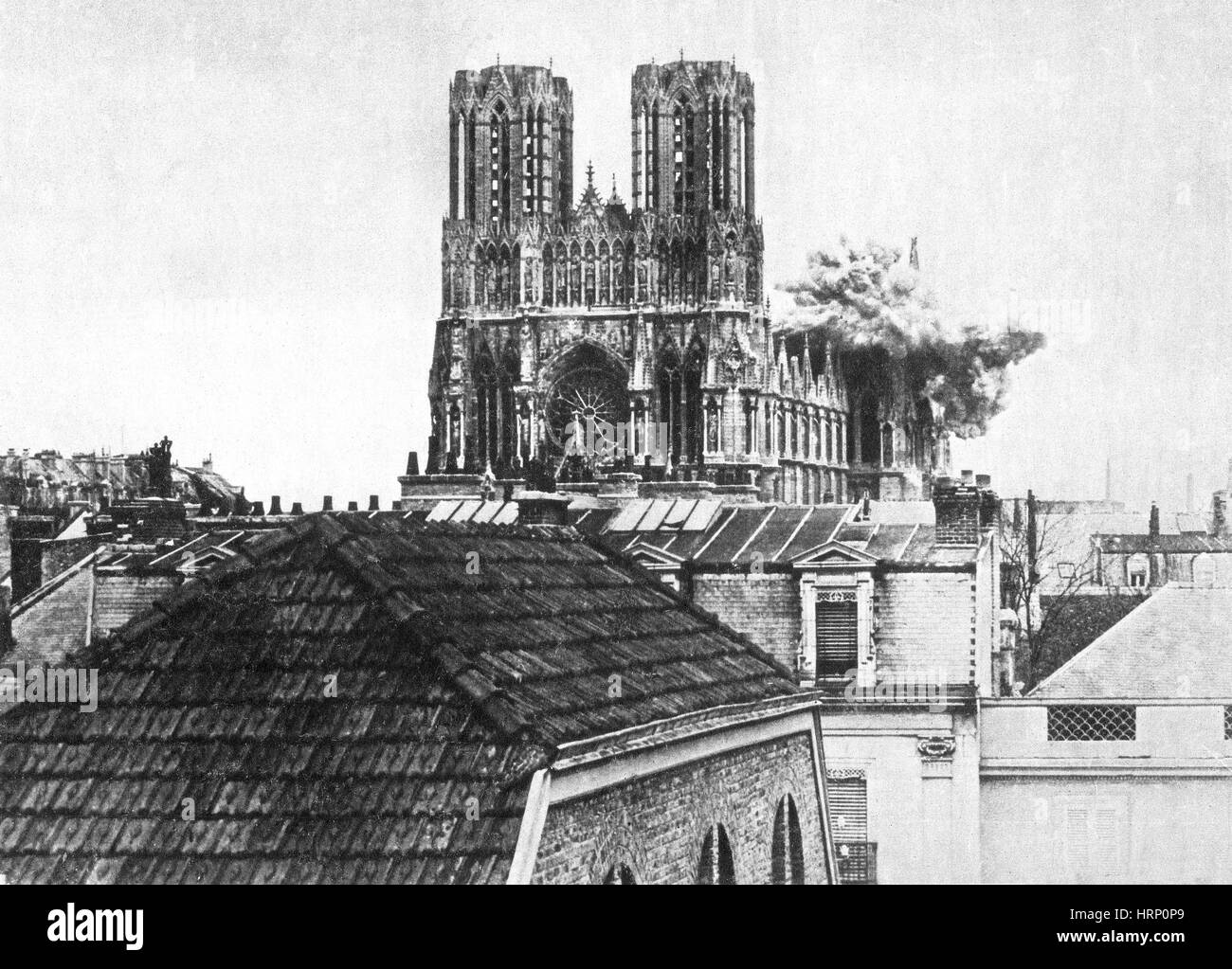 La prima guerra mondiale, colpo diretto, Cattedrale di Reims, 1914 Foto Stock