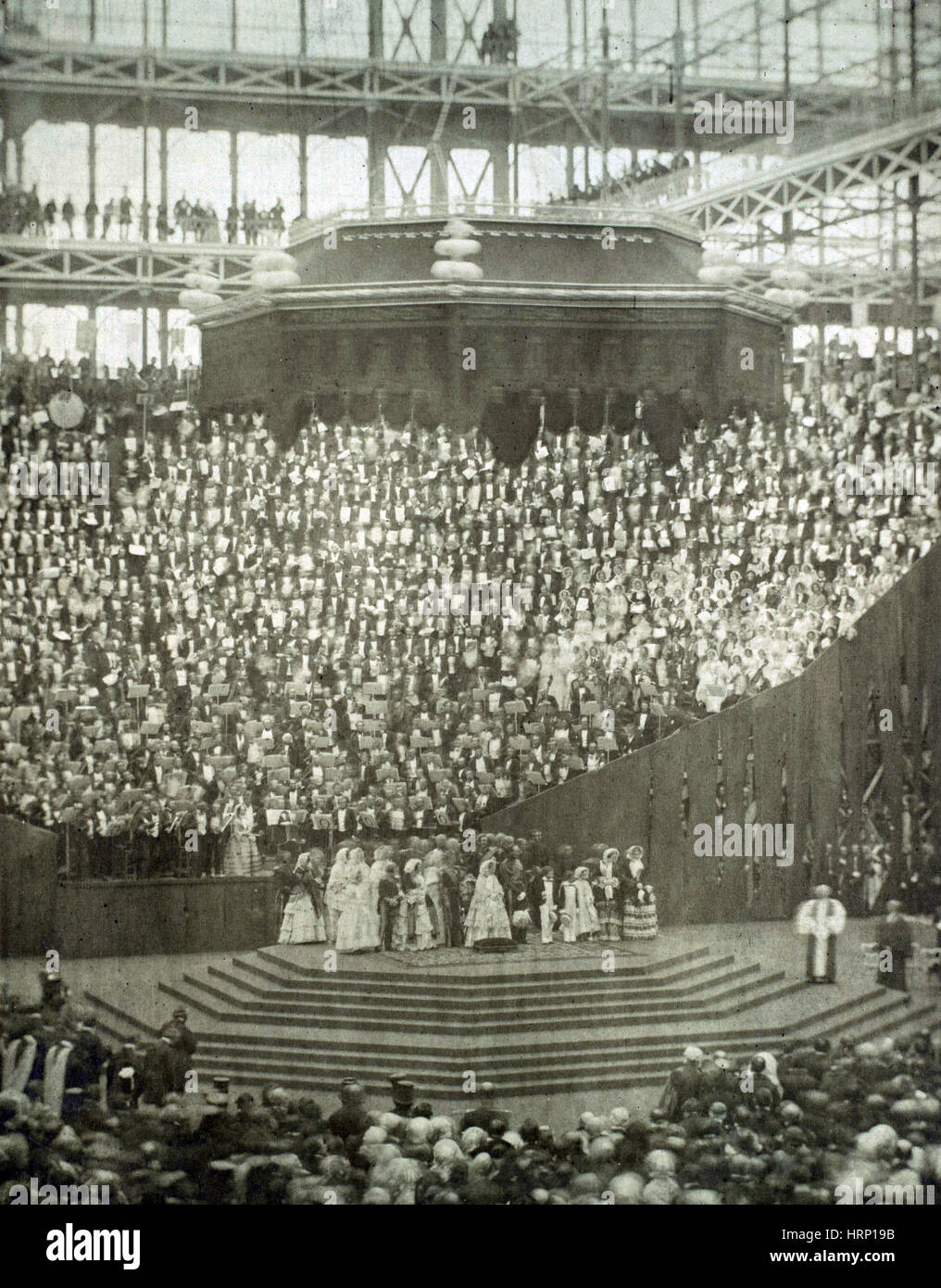 La regina Victoria al Crystal Palace la riapertura, 1854 Foto Stock