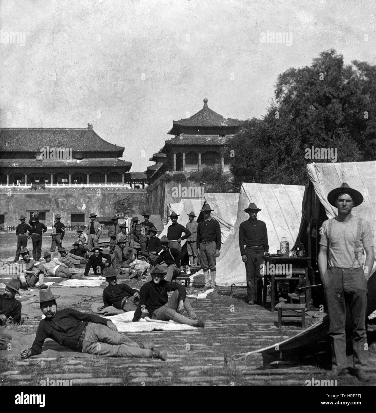 Stati Uniti La fanteria occupano la Città Proibita, 1900 Foto Stock