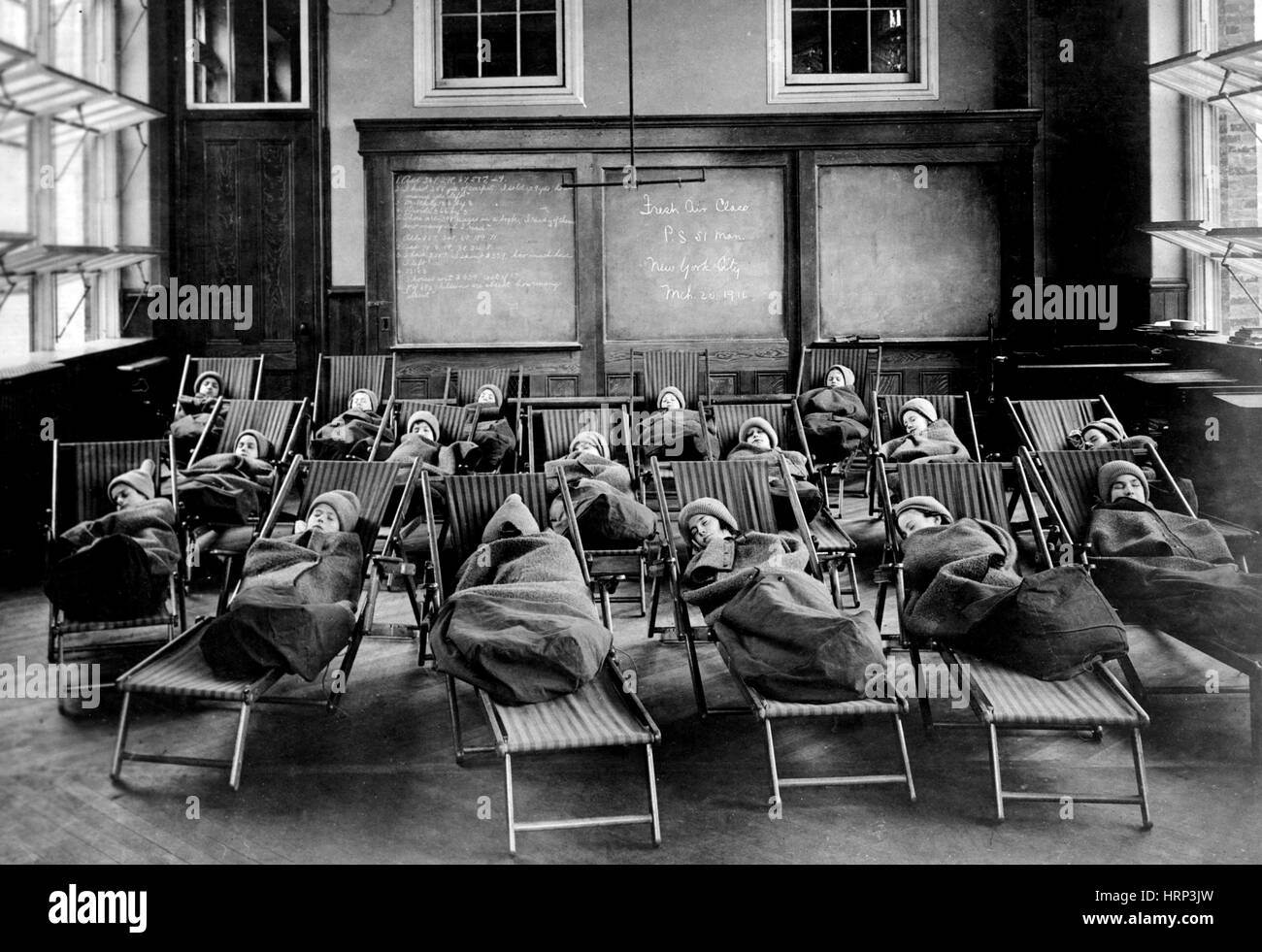 NYC, Aria aperta la scuola, resto ora, 1911 Foto Stock